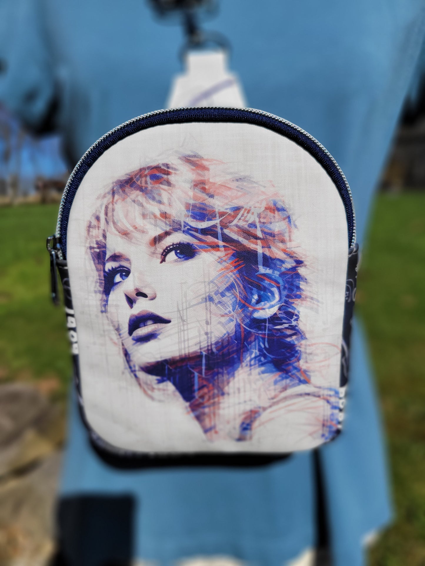 Taylor Mini Sling