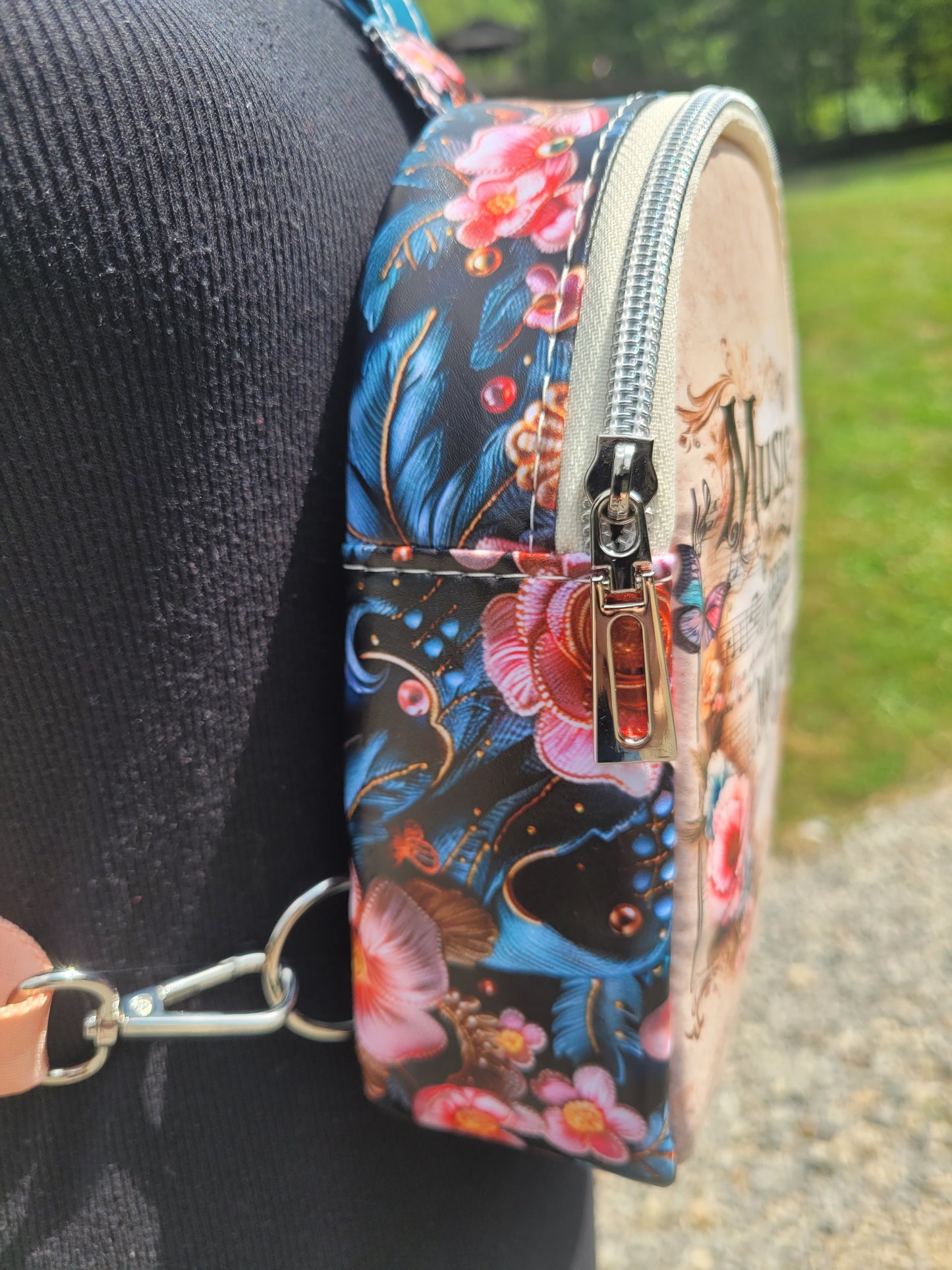 Music Feeds My Soul Mini Sling