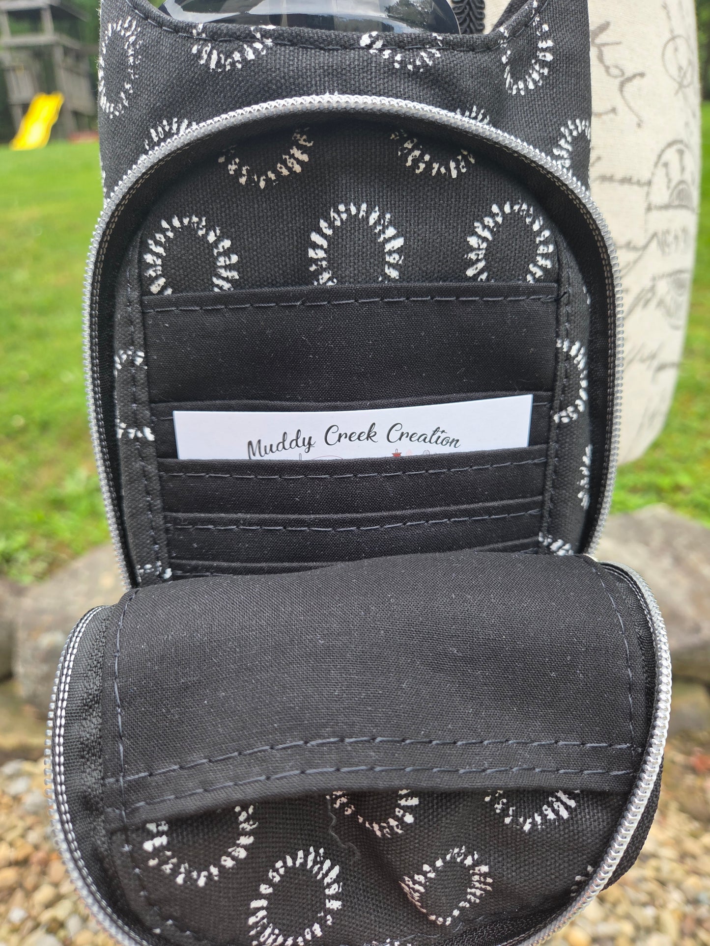 Black and White H2O Sling
