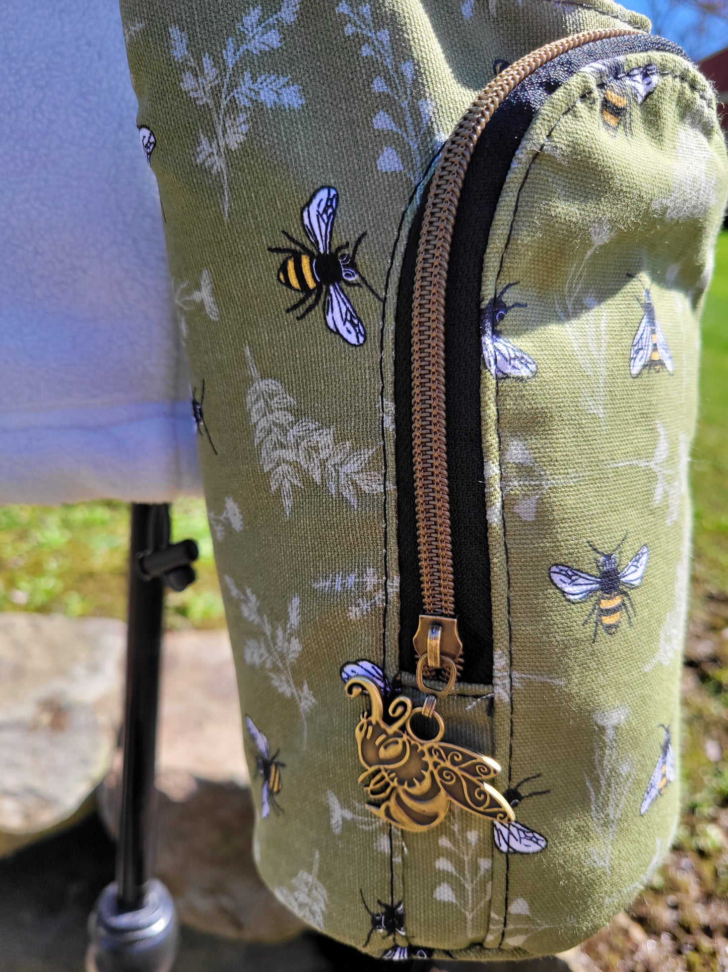 Green Bee H2O Sling