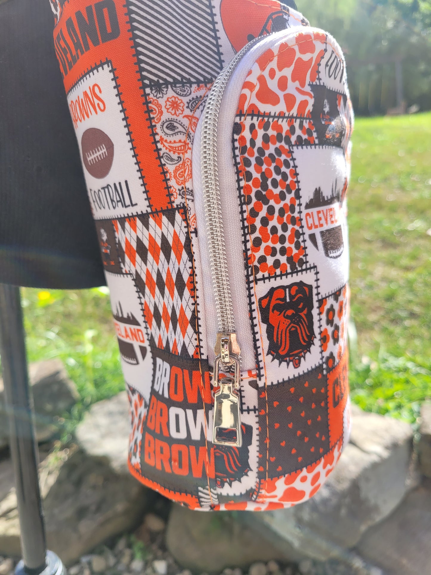 Browns H2O Sling