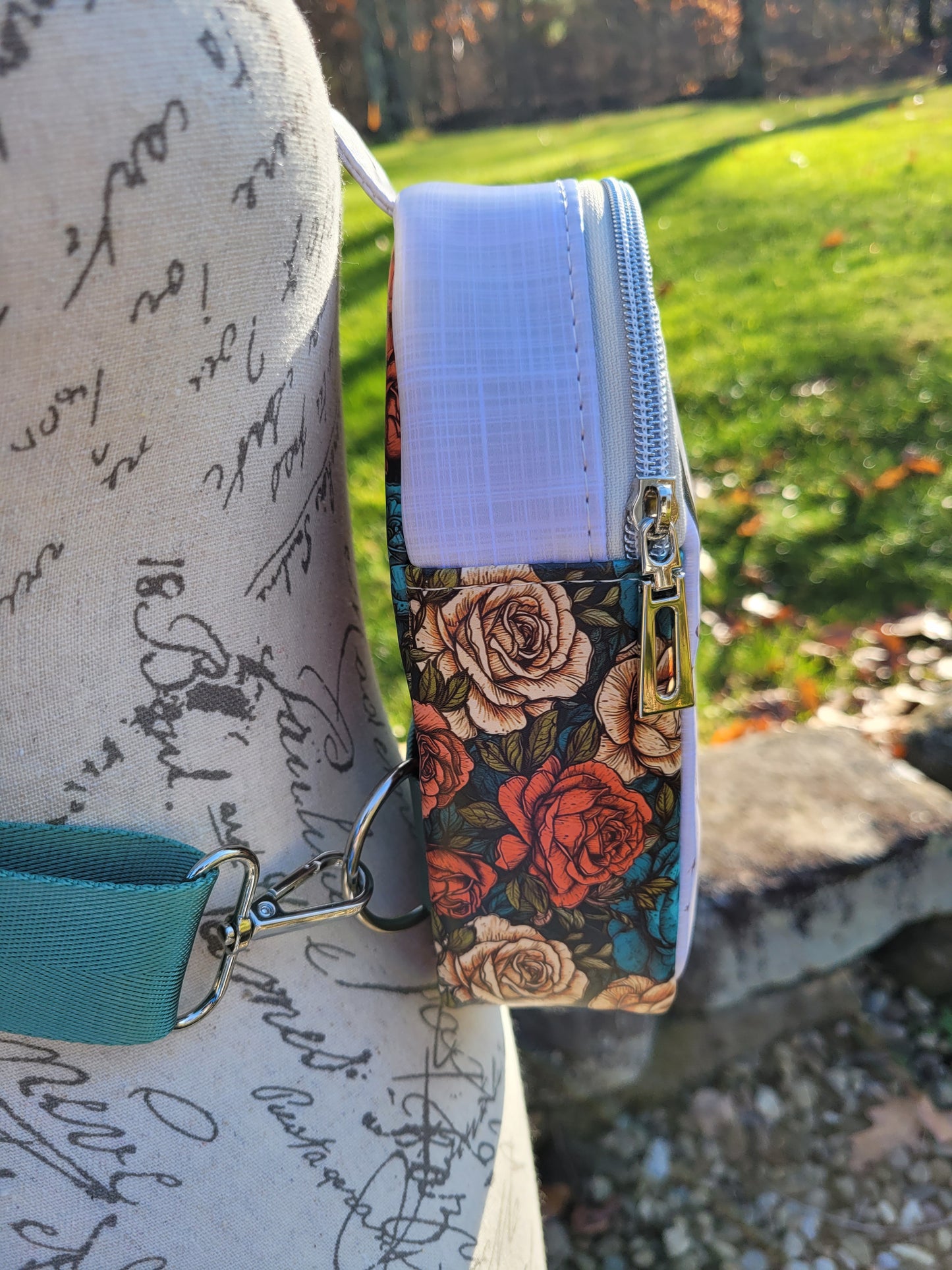 Skull & Roses Mini Sling