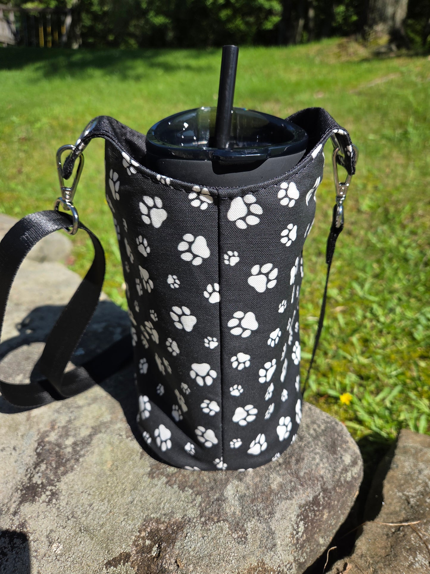 Black & White Paw Dog H2O sling